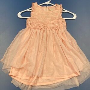 little girls dress size 4T pink and lacey and fancy!!